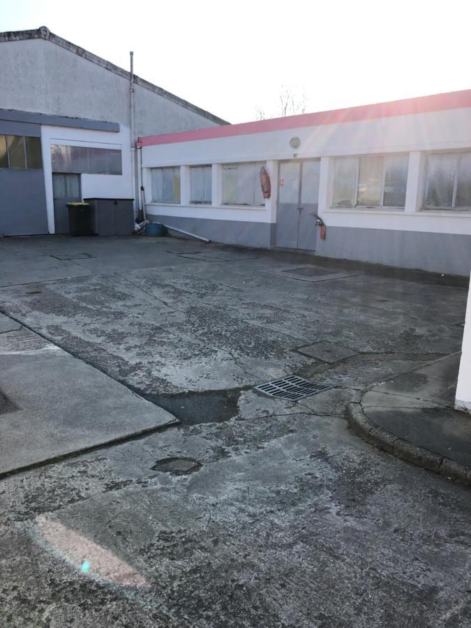 Gite De La Nievre - Centre Ville-2E Etage Flixecourt Exteriör bild
