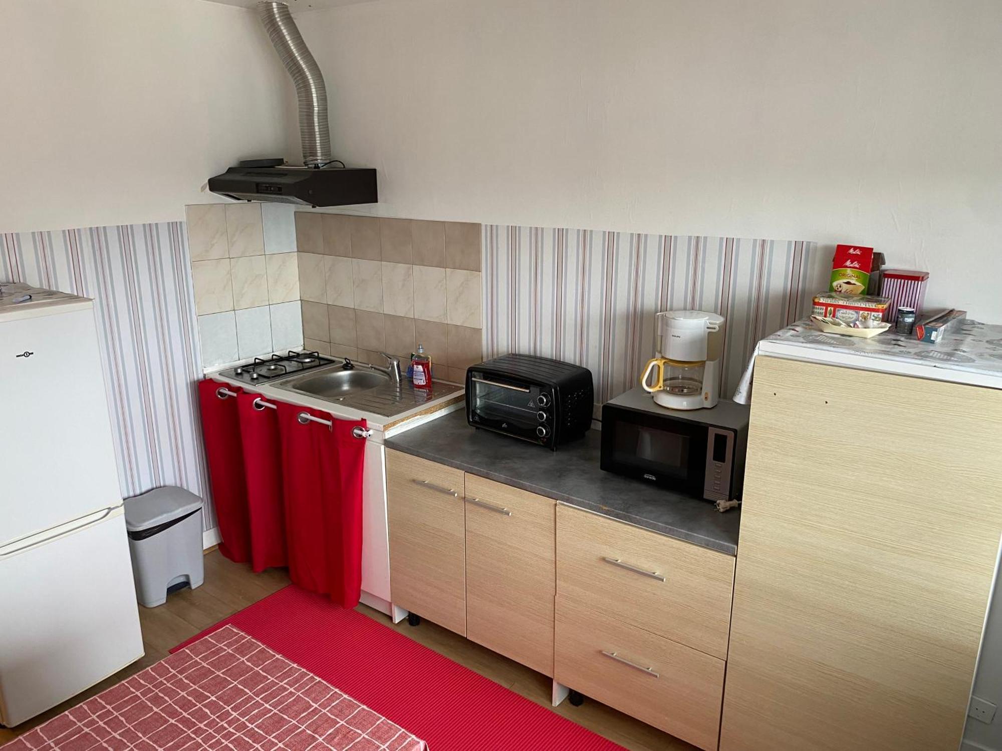Gite De La Nievre - Centre Ville-2E Etage Flixecourt Exteriör bild